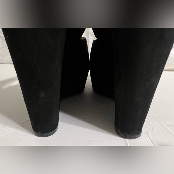 Prada Suede Sandals Black Cutout Accent Slingback Wedge Style Quality Leather - Picture 3 of 7